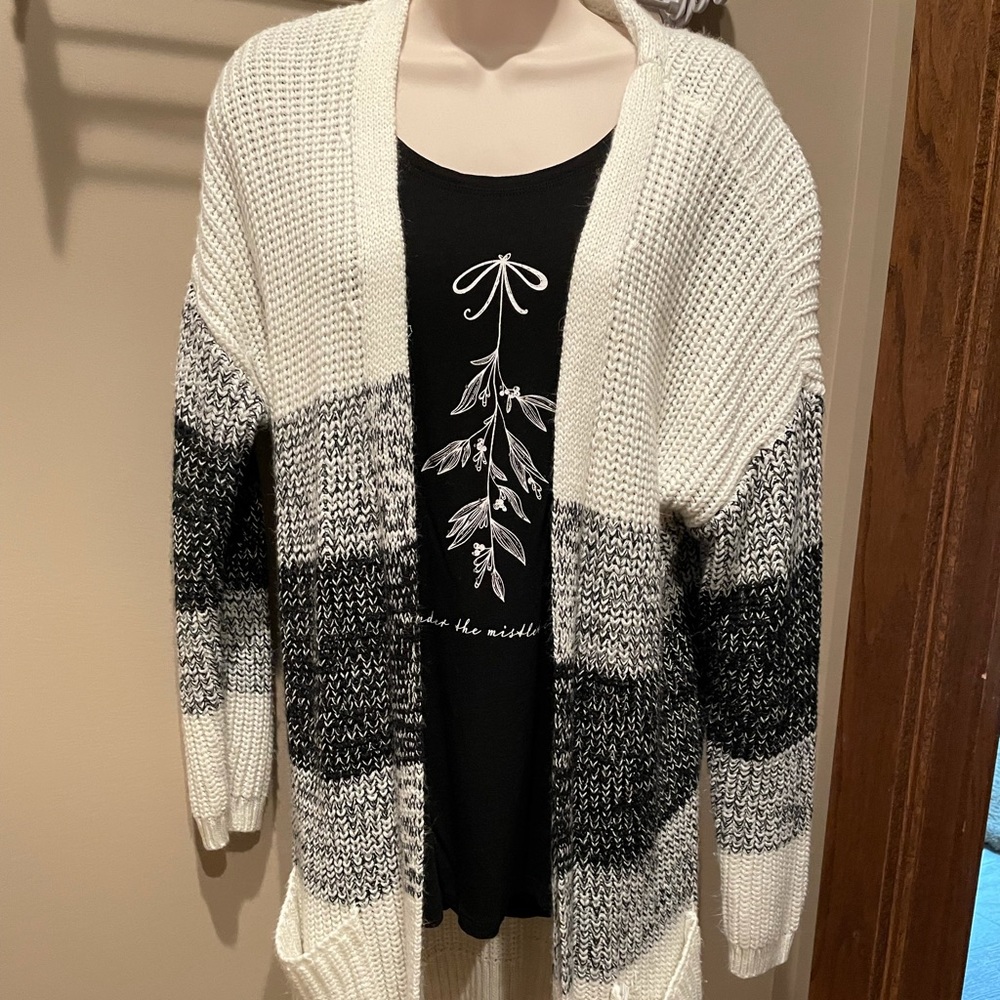 Maurices Winter Tshirt & Matching Cardigan